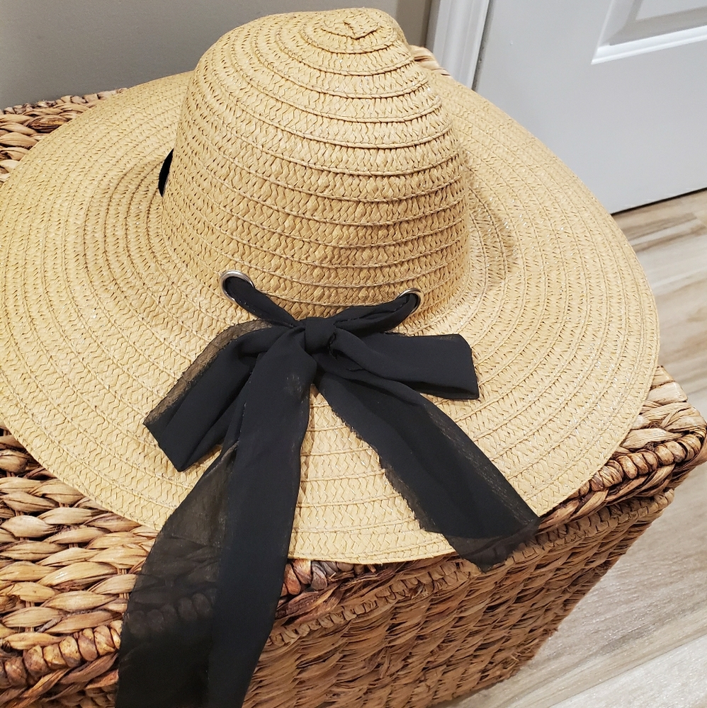 Beach hat